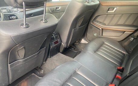 Mercedes-Benz E-Класс, 2011 год, 1 490 000 рублей, 14 фотография