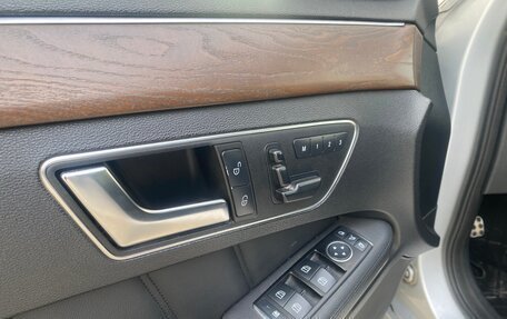 Mercedes-Benz E-Класс, 2011 год, 1 490 000 рублей, 11 фотография