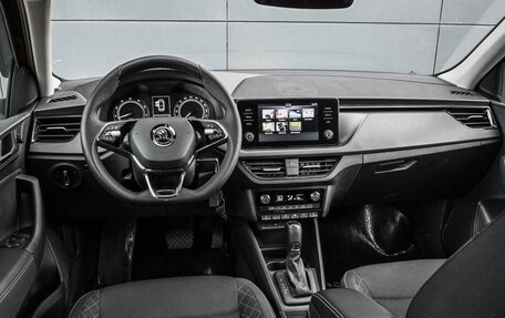 Skoda Rapid II, 2022 год, 2 199 000 рублей, 6 фотография