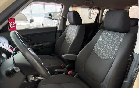 KIA Soul I рестайлинг, 2010 год, 900 000 рублей, 26 фотография