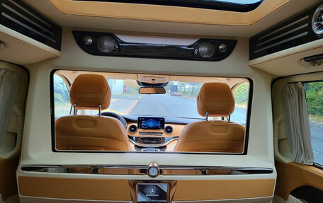 Mercedes-Benz V-Класс, 2022 год, 37 770 000 рублей, 5 фотография