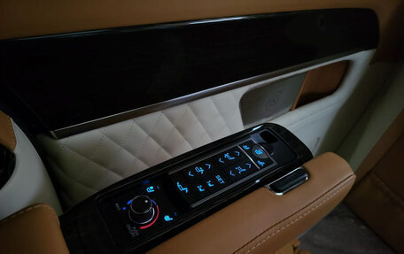 Mercedes-Benz V-Класс, 2022 год, 37 770 000 рублей, 15 фотография