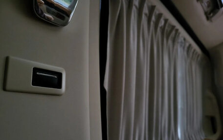 Mercedes-Benz V-Класс, 2022 год, 37 770 000 рублей, 23 фотография