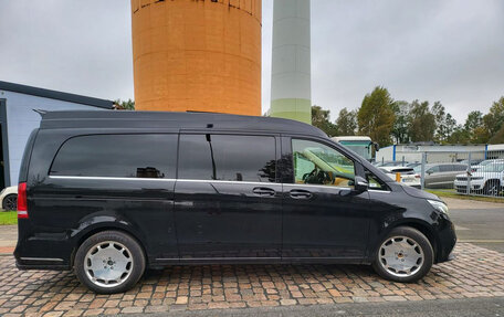 Mercedes-Benz V-Класс, 2022 год, 37 770 000 рублей, 31 фотография
