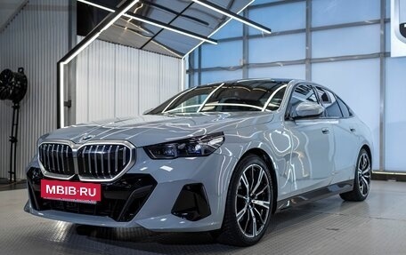 BMW 5 серия, 2024 год, 8 999 999 рублей, 5 фотография