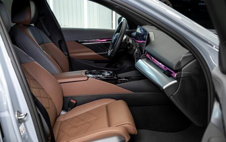 BMW 5 серия, 2024 год, 8 999 999 рублей, 23 фотография