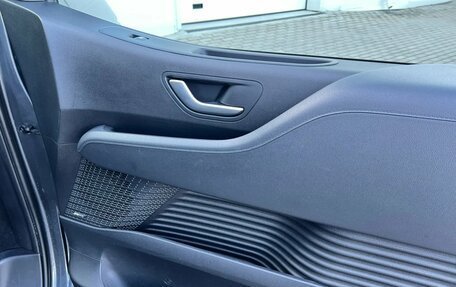 Hyundai Staria, 2021 год, 4 899 000 рублей, 19 фотография