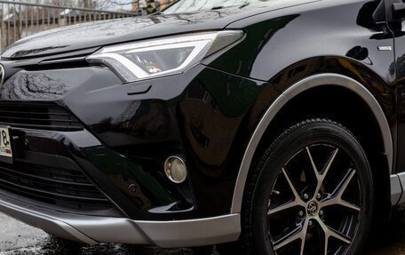 Toyota RAV4, 2016 год, 2 000 000 рублей, 6 фотография