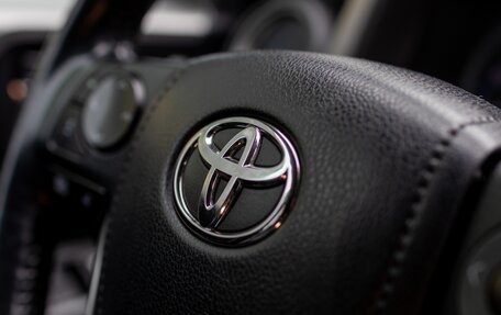 Toyota RAV4, 2016 год, 2 000 000 рублей, 16 фотография