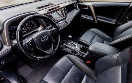 Toyota RAV4, 2016 год, 2 000 000 рублей, 27 фотография