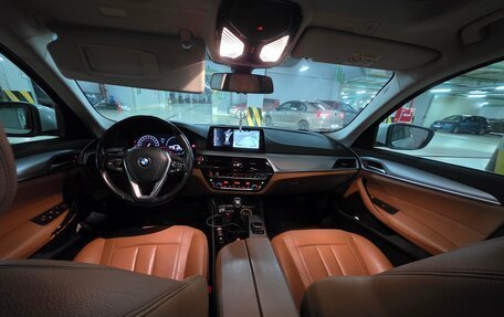 BMW 5 серия, 2017 год, 2 400 000 рублей, 7 фотография