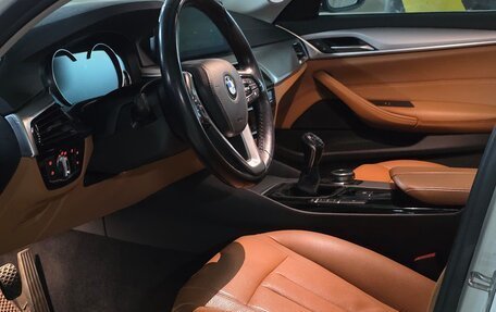 BMW 5 серия, 2017 год, 2 400 000 рублей, 6 фотография