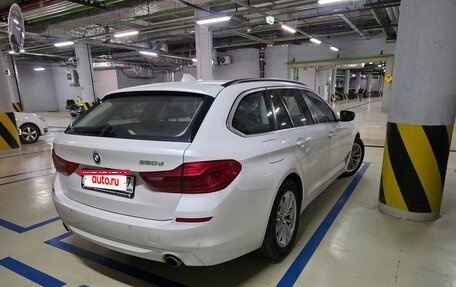 BMW 5 серия, 2017 год, 2 400 000 рублей, 3 фотография