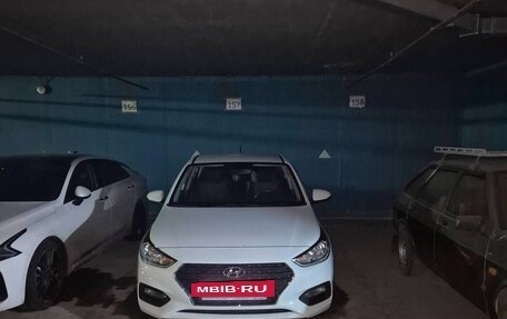 Hyundai Solaris II рестайлинг, 2018 год, 1 625 000 рублей, 13 фотография