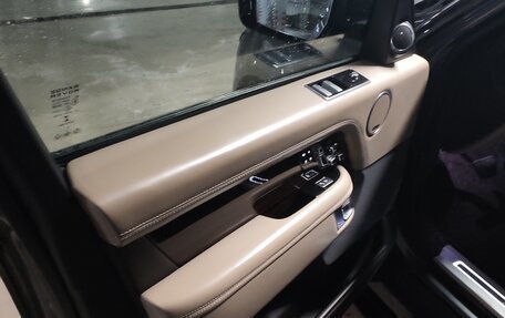 Land Rover Range Rover IV рестайлинг, 2019 год, 6 500 000 рублей, 31 фотография