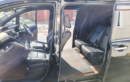 Toyota Esquire I, 2016 год, 1 900 000 рублей, 19 фотография