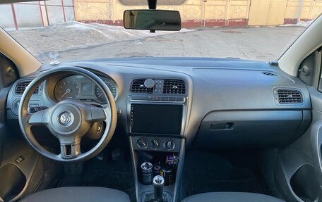 Volkswagen Polo VI (EU Market), 2011 год, 460 000 рублей, 15 фотография