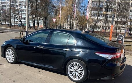 Toyota Camry, 2019 год, 4 000 000 рублей, 2 фотография