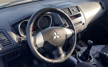 Mitsubishi ASX I рестайлинг, 2011 год, 695 000 рублей, 16 фотография