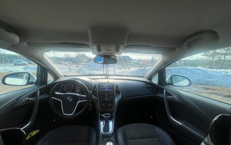 Opel Astra J, 2011 год, 630 000 рублей, 5 фотография