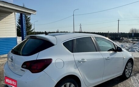 Opel Astra J, 2011 год, 630 000 рублей, 4 фотография