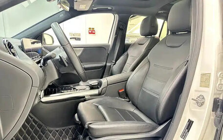 Mercedes-Benz GLA, 2022 год, 2 012 700 рублей, 9 фотография