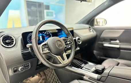 Mercedes-Benz GLA, 2022 год, 2 012 700 рублей, 10 фотография