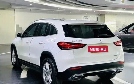 Mercedes-Benz GLA, 2022 год, 2 012 700 рублей, 3 фотография