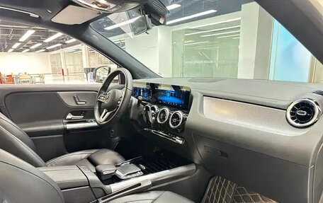 Mercedes-Benz GLA, 2022 год, 2 012 700 рублей, 13 фотография