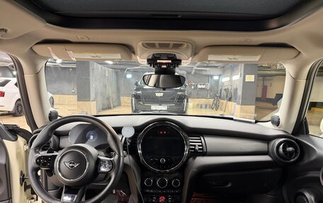 MINI Hatch, 2019 год, 2 300 000 рублей, 5 фотография