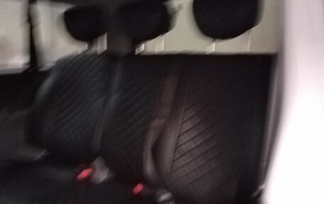 Hyundai H-1 II рестайлинг, 2011 год, 1 300 000 рублей, 4 фотография