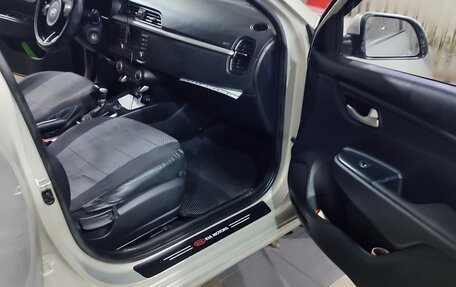 KIA Rio IV, 2018 год, 1 225 000 рублей, 10 фотография