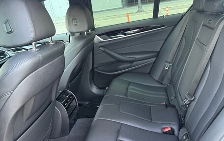 BMW 5 серия, 2017 год, 2 638 000 рублей, 10 фотография