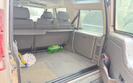 Land Rover Discovery III, 2001 год, 1 800 000 рублей, 10 фотография