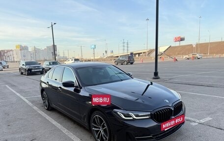 BMW 5 серия, 2017 год, 2 638 000 рублей, 6 фотография