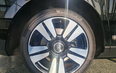 Rolls-Royce Cullinan, 2019 год, 31 000 000 рублей, 2 фотография