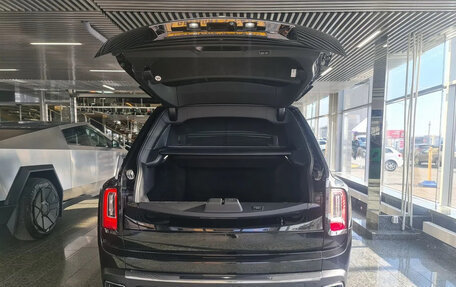 Rolls-Royce Cullinan, 2019 год, 31 000 000 рублей, 25 фотография