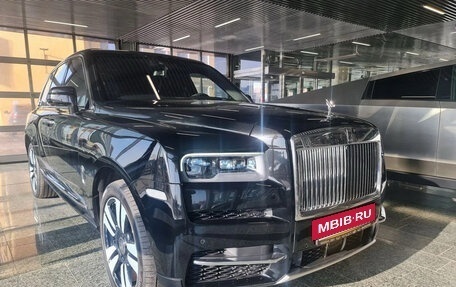 Rolls-Royce Cullinan, 2019 год, 31 000 000 рублей, 6 фотография