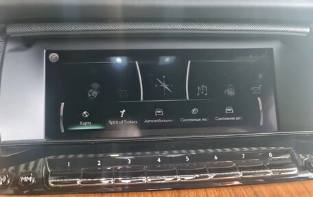 Rolls-Royce Cullinan, 2019 год, 31 000 000 рублей, 31 фотография