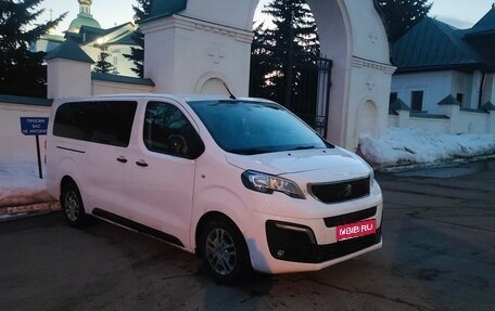Peugeot Traveller I, 2021 год, 3 500 000 рублей, 1 фотография