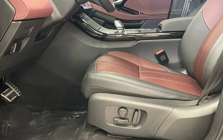 Land Rover Range Rover Evoque II, 2025 год, 6 180 000 рублей, 17 фотография