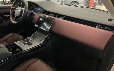 Land Rover Range Rover Evoque II, 2025 год, 6 180 000 рублей, 35 фотография