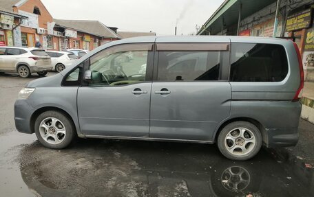 Nissan Serena III, 2008 год, 799 999 рублей, 3 фотография