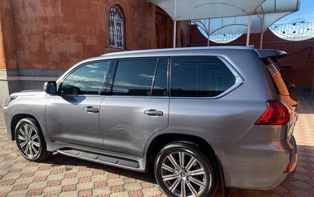 Lexus LX III, 2016 год, 7 000 000 рублей, 4 фотография
