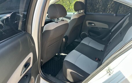 Chevrolet Cruze II, 2011 год, 620 000 рублей, 20 фотография