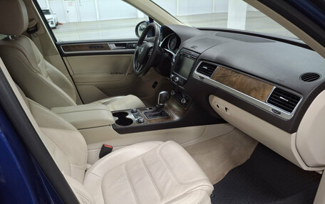 Volkswagen Touareg III, 2016 год, 3 099 000 рублей, 11 фотография