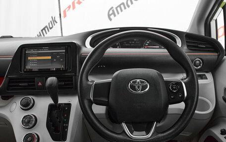 Toyota Sienta II, 2017 год, 1 350 000 рублей, 10 фотография