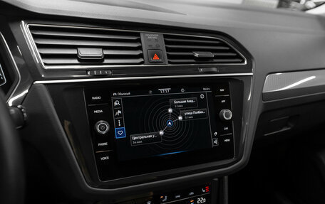 Volkswagen Tiguan II, 2021 год, 3 420 000 рублей, 17 фотография