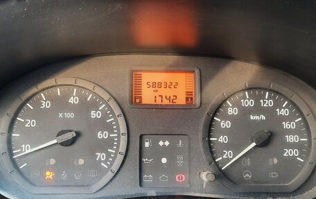 Renault Logan I, 2006 год, 220 000 рублей, 3 фотография