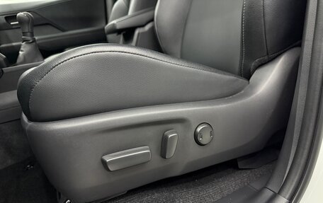 Toyota Hilux, 2025 год, 7 480 000 рублей, 14 фотография